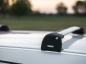 При установке багажника 9594, на разные типы крыши автомобиля проем между крышей и багажником составляет 6-7 см.