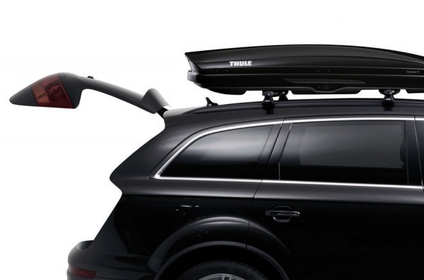 Автобокс Thule Dynamic 800 размер (M), 320L, черный глянцевый